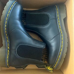 Doc Martins Chelsea Boot